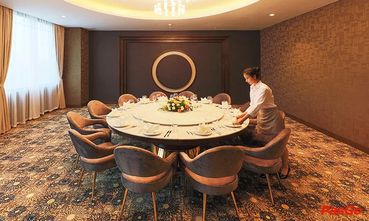 nha-hang-deli-grand-vista-hanoi-giang-vo-10