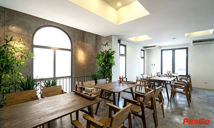 nha-hang-della-seta-hoang-quoc-viet-slide-11