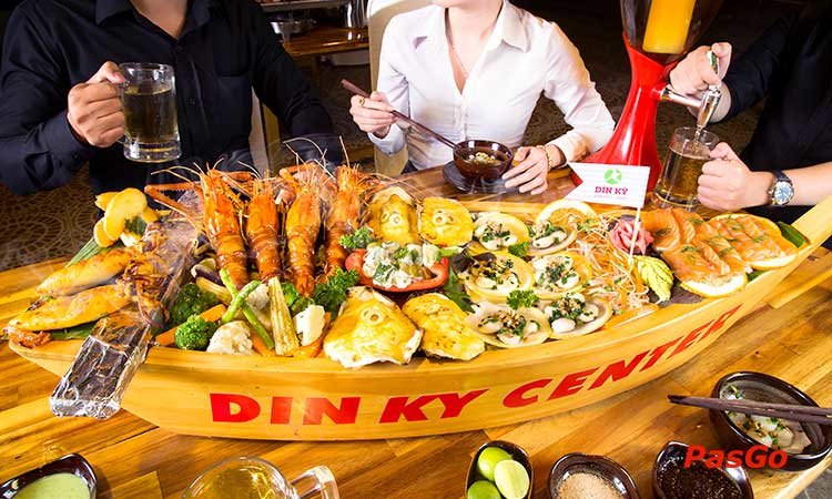 Nhà Hàng Dìn Ký Cộng Hòa – Chuyên Hải Sản, Beer Garden