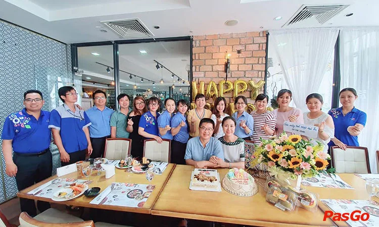 nha-hang-dmaris-an-phu-11