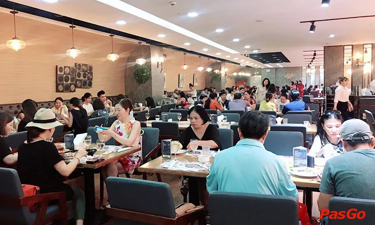 nha-hang-dmaris-an-phu-12