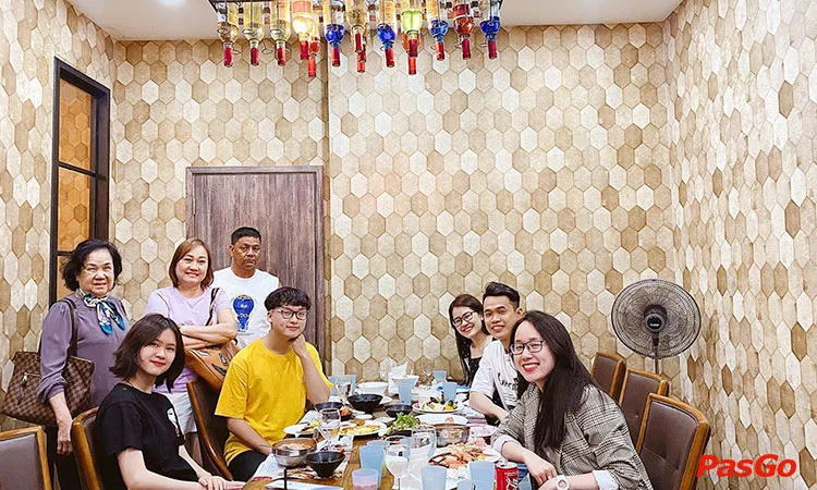 nha-hang-dmaris-cong-hoa-11