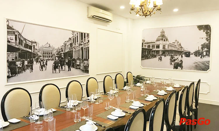 nha-hang-dong-mon-bistro-cua-dong-11