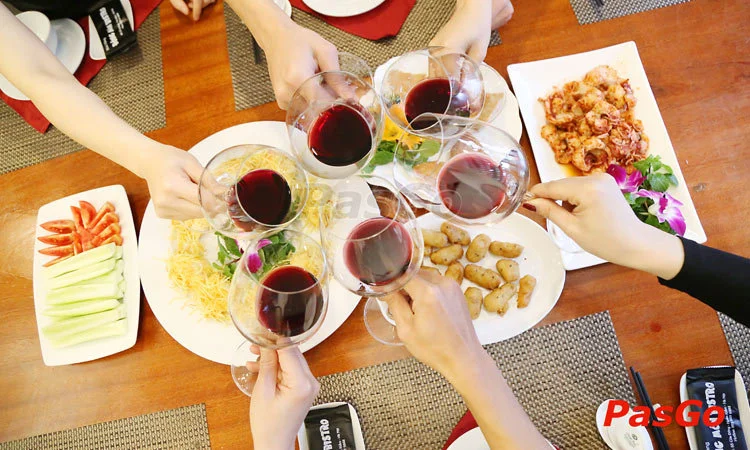 nha-hang-dong-mon-bistro-cua-dong-8