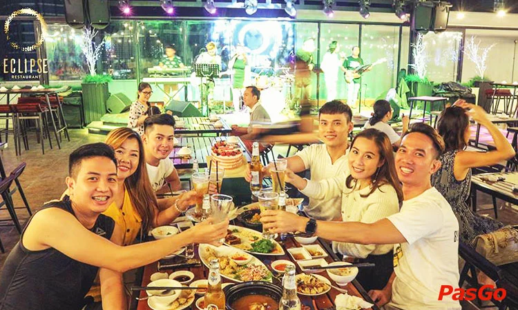 nha-hang-eclipse-vietnam-sc-vivocity-quan-7-2