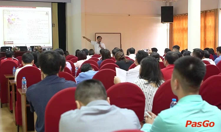 nha-hang-edu-ngon-quan-le-thanh-tong-12