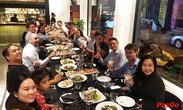 nha-hang-emms-french-bistro-do-quang-10