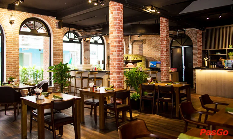 nha-hang-emoji-pizza-hoang-du-khuong-10