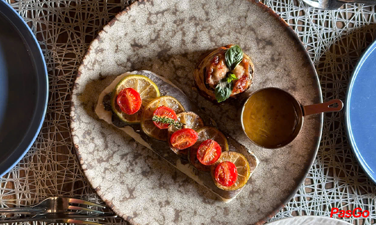 nha-hang-fabrik-tran-vu-1