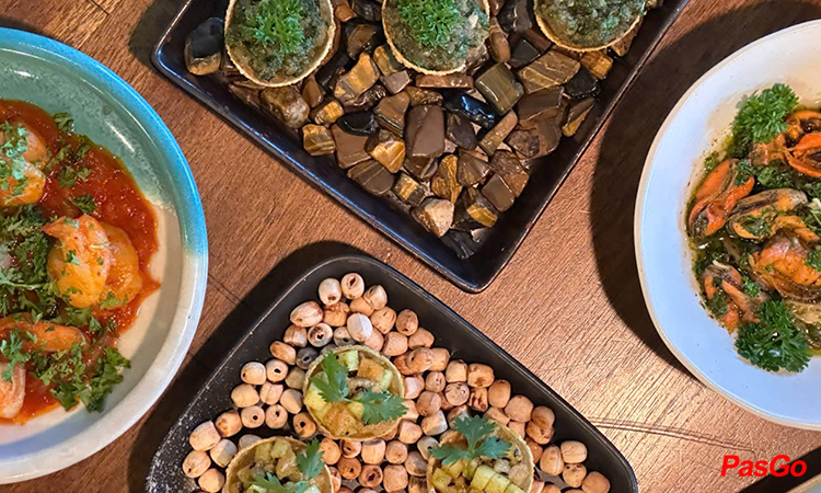 nha-hang-fabrik-tran-vu-4