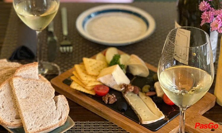 nha-hang-fabrik-tran-vu-9