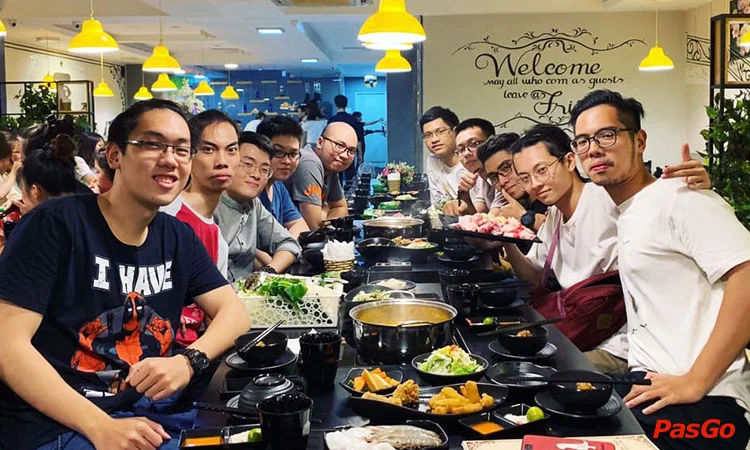 nha-hang-fe-buffet-lau-bach-mai-10