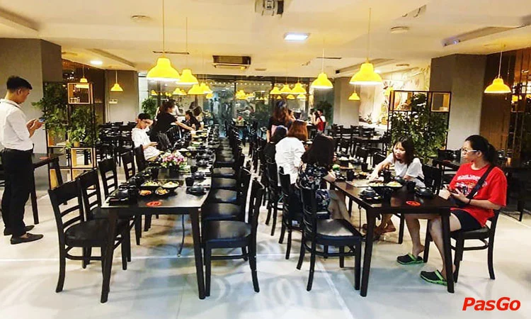 nha-hang-fe-buffet-lau-bach-mai-11