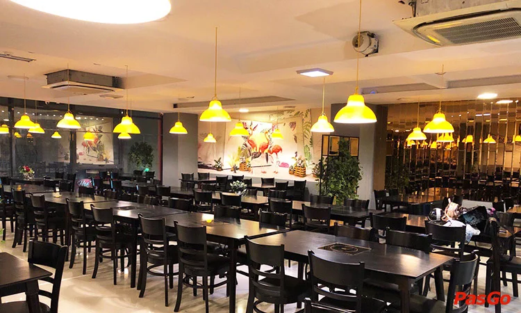 nha-hang-fe-buffet-lau-bach-mai-12