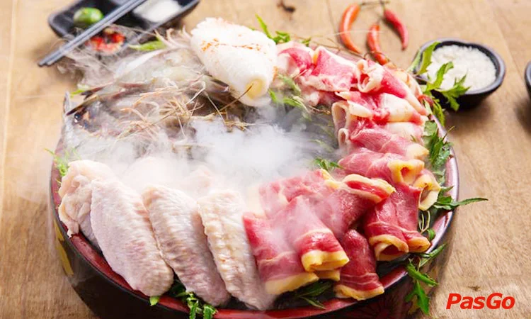 nha-hang-fe-buffet-lau-la-thanh-4