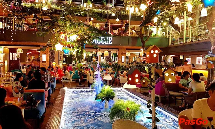 nha-hang-food-house-nguyen-van-luong-8