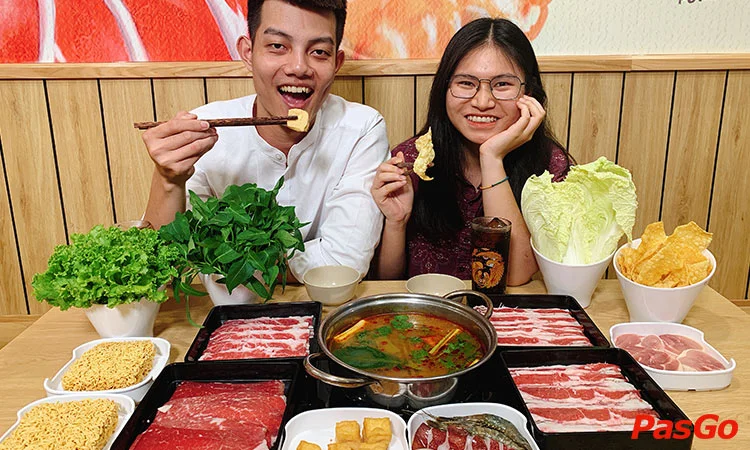 nha-hang-food-house-phan-xich-long-slide-3