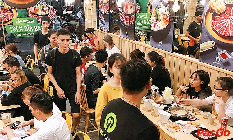 nha-hang-food-house-to-hieu-11