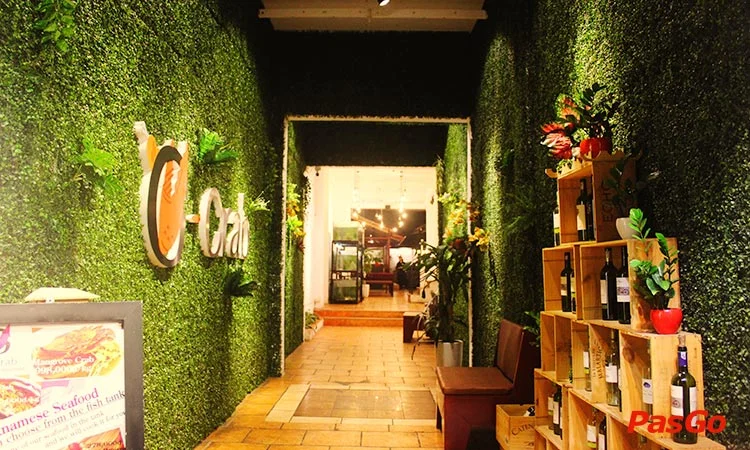 nha-hang-g-crab-seafood-italian-restaurant-slide-10