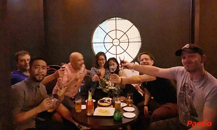 nha-hang-galleon-pub-&-dining-11