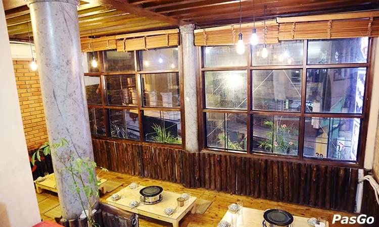 nha-hang-gang-won-thai-ha-slide-12