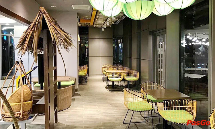 nha-hang-ganh-vinhomes-central-park-11