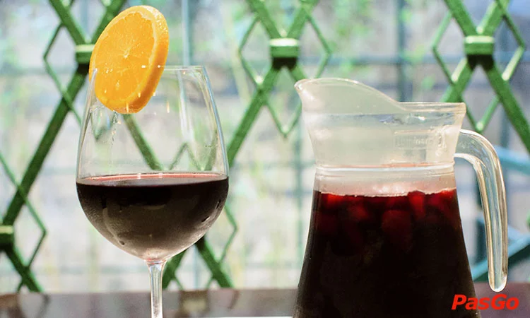 nha-hang-gaudi-tapas-&-bar-12