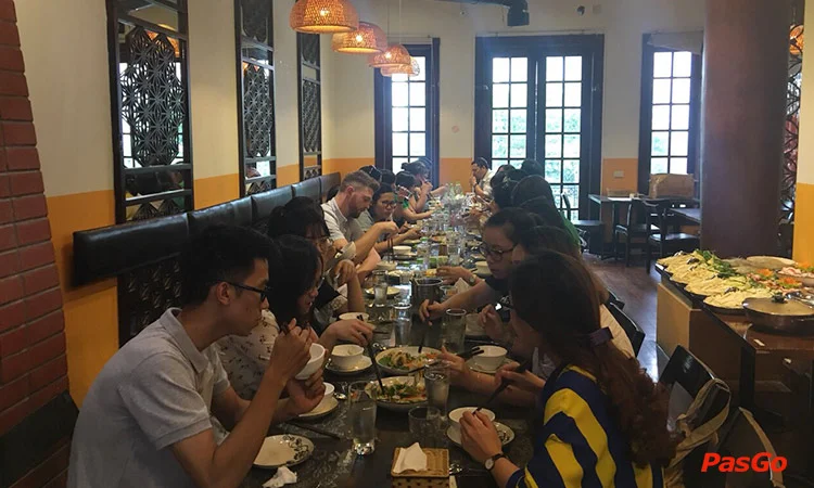 nha-hang-gia-dinh-bb-bui-thi-xuan-12