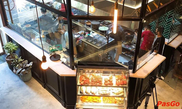 Nhà hàng Gia Đình BB Golden Grill Giảng Võ  Chuyến món Á Âu Fusion 12