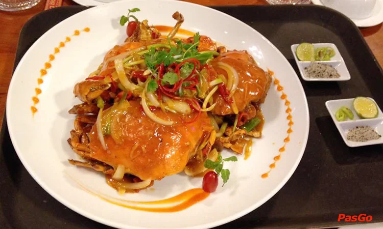 nha-hang-giang-bia-to-hoang-van-thu-1