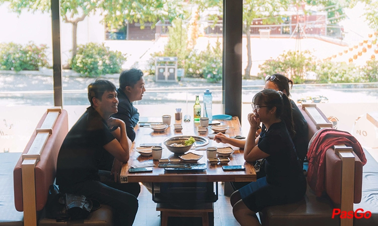 nha-hang-gogi-house-huynh-thuc-khang-16