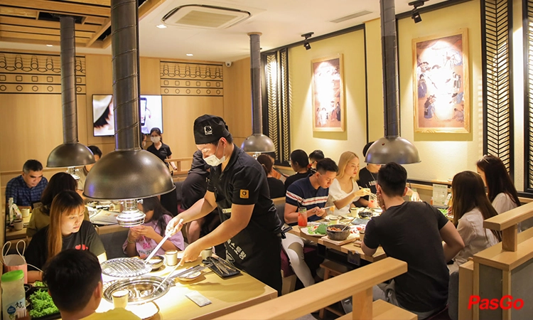 nha-hang-gogi-house-iph-xuan-thuy-13