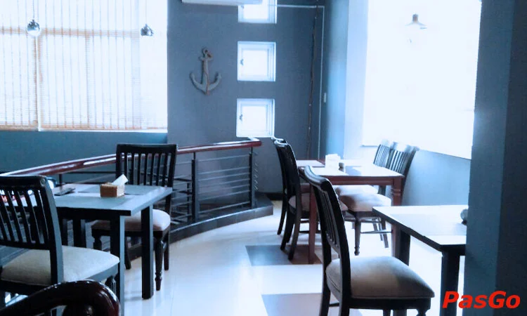 nha-hang-gosu-sushi-74-quoc-huong-2