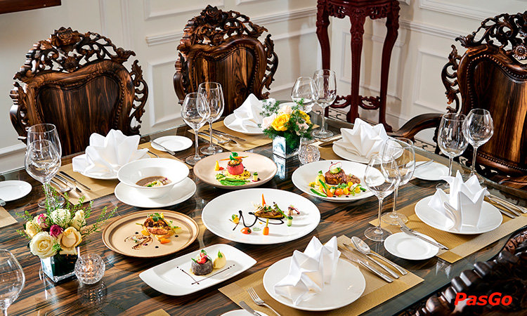 nha-hang-green-garden-fine-wine-dining-kha-can-van-6