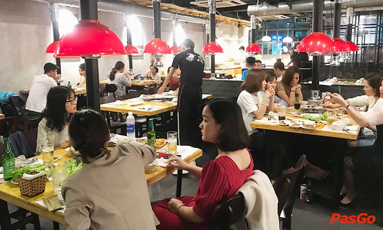 nha-hang-gri-&-gri-tran-thai-tong-11