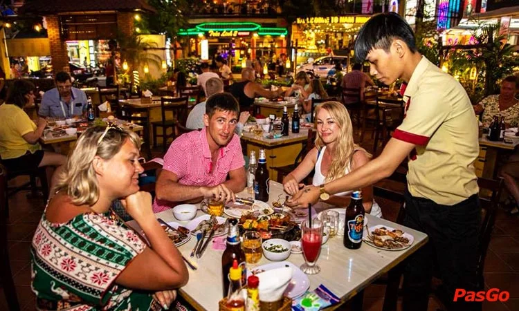 nha-hang-grill-garden-2-tran-phu-nha-trang-1