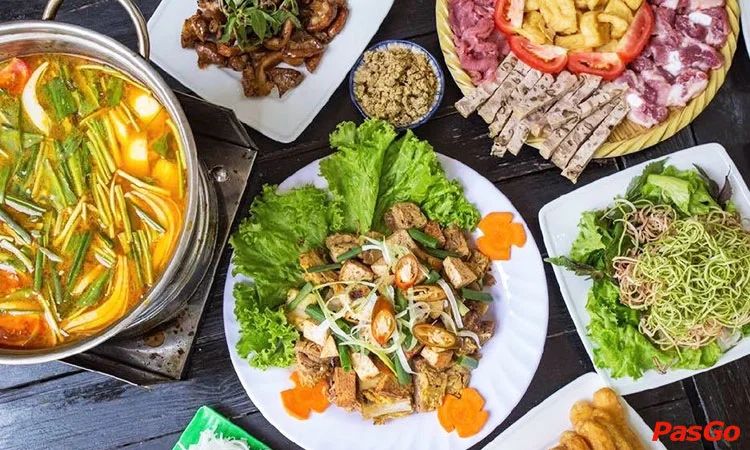 nha-hang-h2-pho-lau-tuoi-&-nong-nui-thanh-3