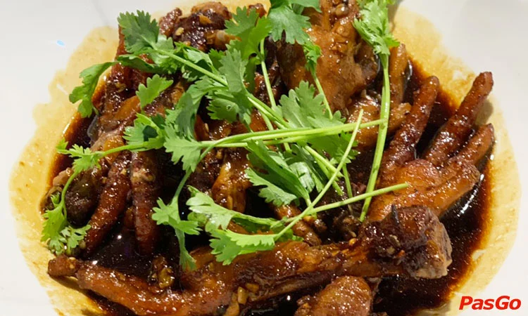 nha-hang-h2-pho-lau-tuoi-&-nong-nui-thanh-8