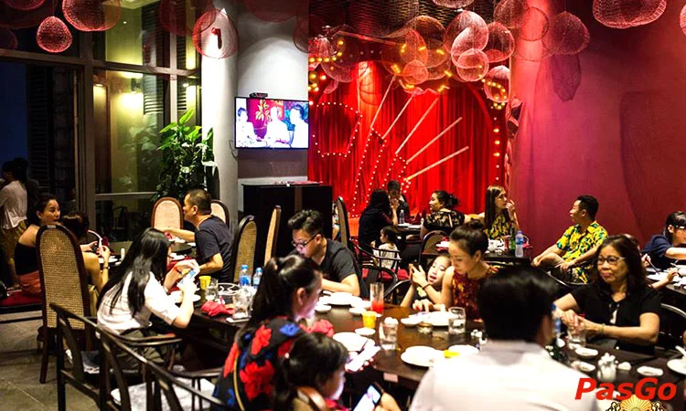 nha-hang-hai-cang-novotel-da-nang-11