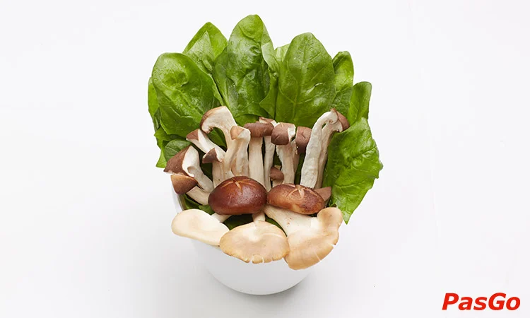 nha-hang-hai-con-bo-nguyen-quy-duc-10