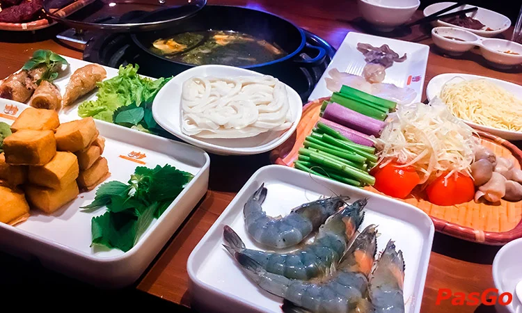 nha-hang-hai-con-bo-nguyen-quy-duc-12