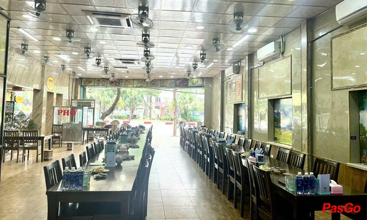 Nhà hàng Hải Gia Hoàng Quốc Việt 12