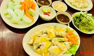 Nhà hàng Hải Gia Hoàng Quốc Việt 7