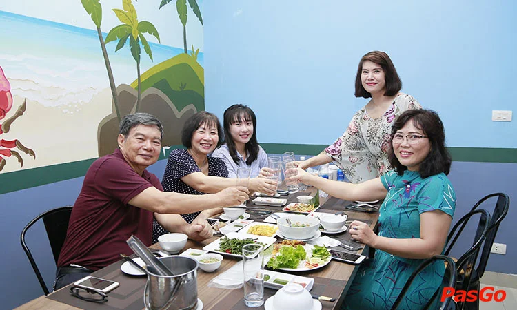 nha-hang-hai-san-3-yeu-tinh-tran-quang-dieu-10