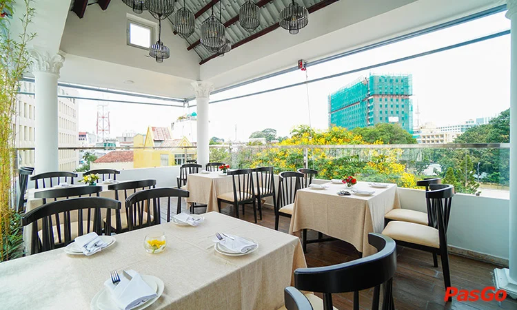 nha-hang-hai-san-anyu-nguyen-canh-chan-12