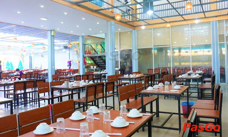 nha-hang-hai-san-ba-thoi-vo-van-kiet-3