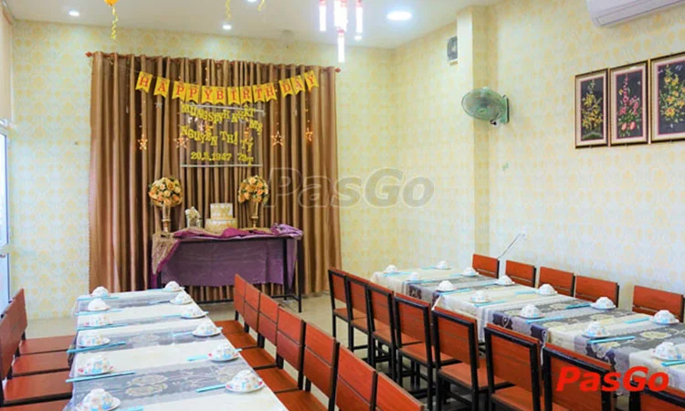 nha-hang-hai-san-ba-thoi-vo-van-kiet-4