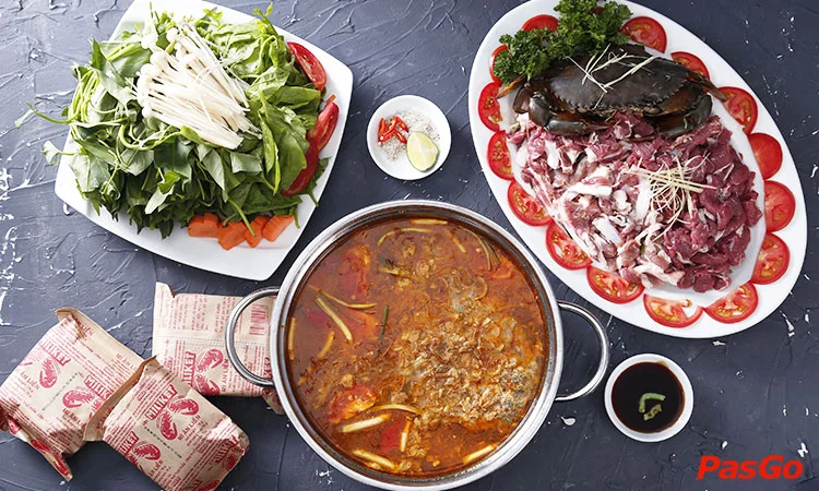 nha-hang-hai-san-bach-hy-kdt-dai-kim-7