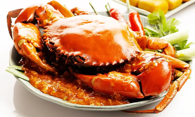 nha-hang-hai-san-bien-dong-524-duong-lang-2