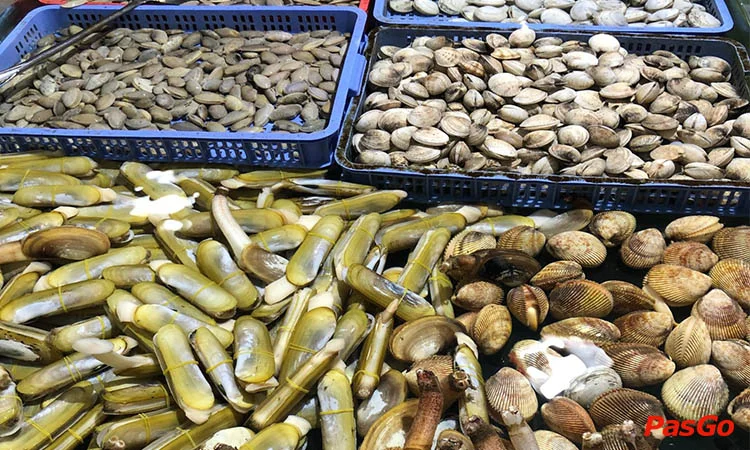 nha-hang-hai-san-bien-dong-ngo-thi-nham-8